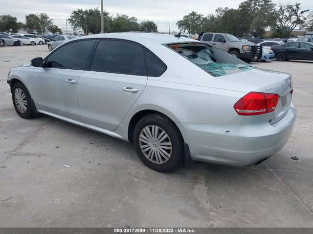 2014 VOLKSWAGEN PASSAT 1.8T S VIN: 1VWAS7A35EC097490