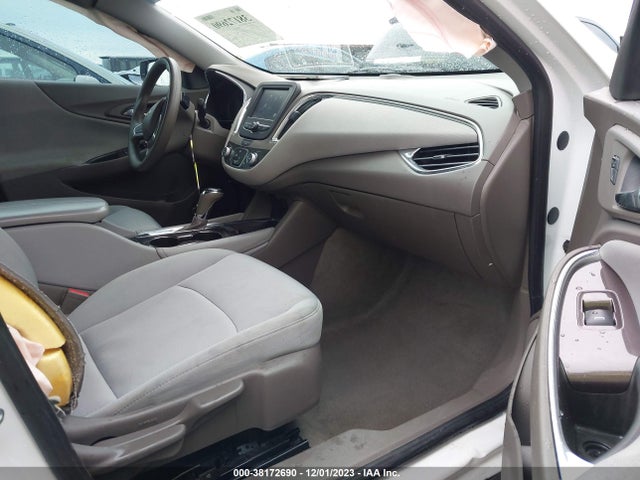Chevrolet MALIBU LT 2018 1G1ZD5ST6JF116455 Image 5