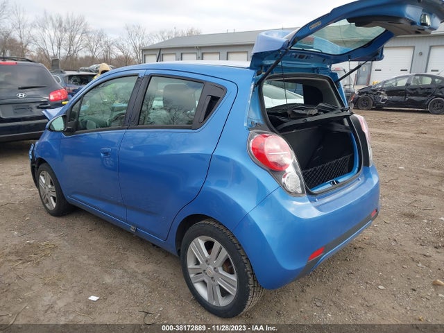 Chevrolet Spark 1lt Auto 2014 KL8CD6S93EC583839 Image 3