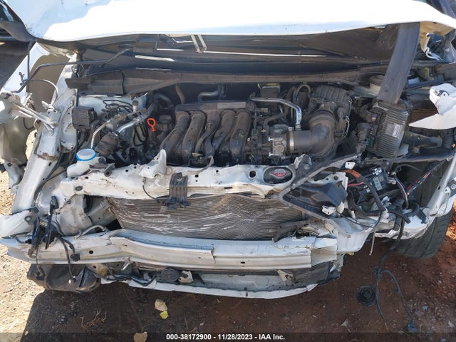 Honda FIT LX 2019 3HGGK5H42KM736355 Image 10