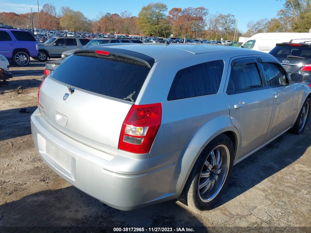 2008 DODGE MAGNUM BASE (DISCONTINUED) VIN: 2D4FV47T38H104558