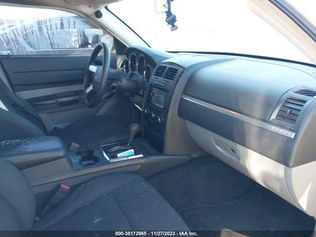 2008 DODGE MAGNUM BASE (DISCONTINUED) VIN: 2D4FV47T38H104558