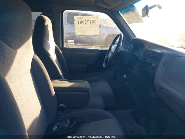 1998 Mazda B2500 Se მანქანა იყიდება აუქციონზე, vin: 4F4YR16C0WTM05208, აუქციონის ნომერი: 38172981