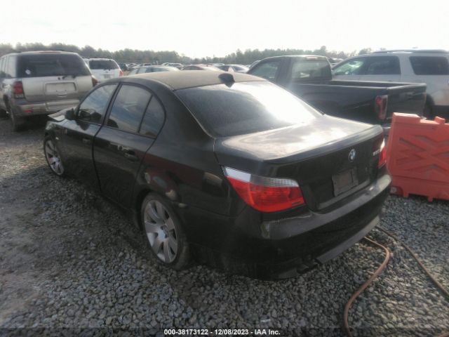 2006 BMW 5 SERIES WBANE73556CM42218 Photo 2