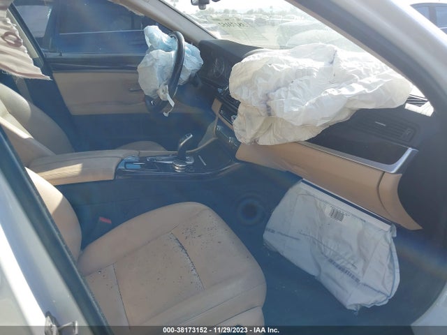 WBA5A5C52GD528470 BMW 528I