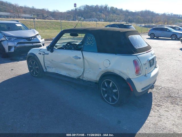 2007 MINI COOPER S WMWRH33567TL95395 Photo 2