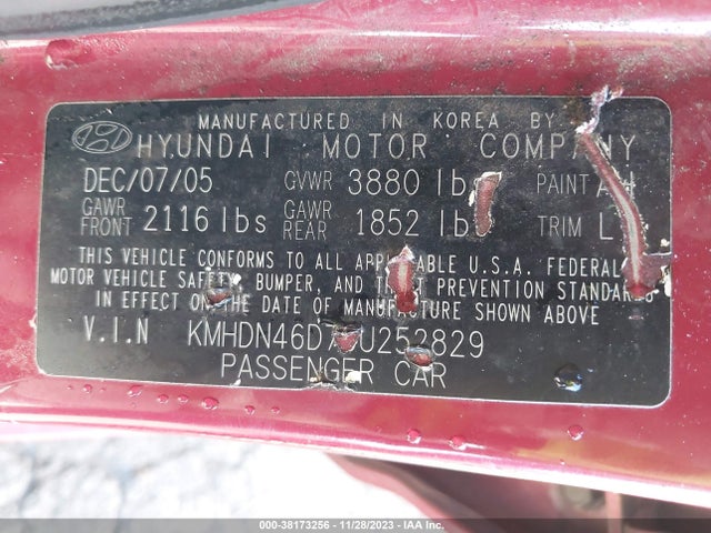 2006 HYUNDAI ELANTRA LIMITED/GLS VIN: KMHDN46D76U252829