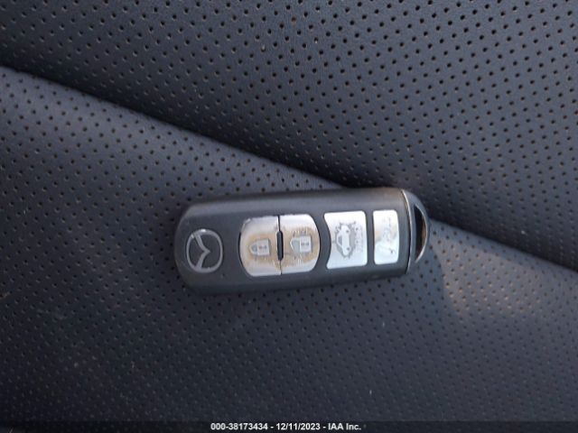 2017 MAZDA MAZDA6 JM1GL1V58H1110204 Photo 10