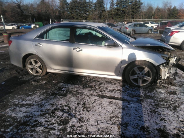 2012 TOYOTA CAMRY SE VIN: 4T1BF1FK2CU604213
