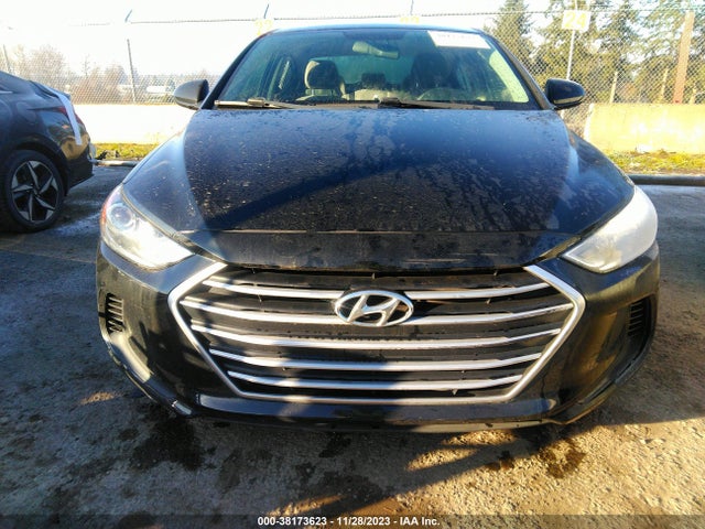 2018 HYUNDAI ELANTRA SEL VIN: 5NPD84LF6JH272185