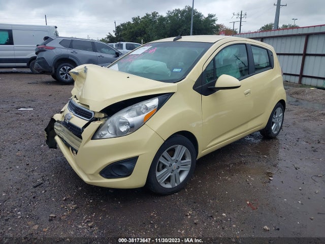 Chevrolet Spark Ls Auto 2014 KL8CB6S9XEC484991 Image 2