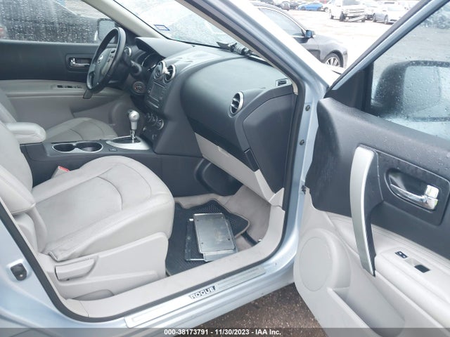 2013 NISSAN ROGUE SV W/SL PKG VIN: JN8AS5MT3DW009654