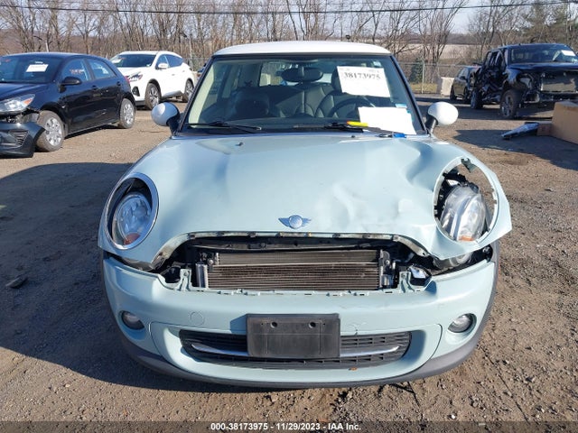 2012 MINI COOPER WMWSU3C59CT257647 Photo 5