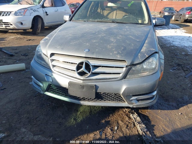 2013 MERCEDES-BENZ C 300 SPORT 4MATIC/LUXURY 4MATIC VIN: WDDGF8AB7DR285914