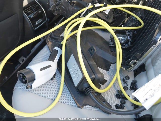 2023 BMW X5 PHEV XDRIVE45E VIN: 5UXTA6C08P9P60996