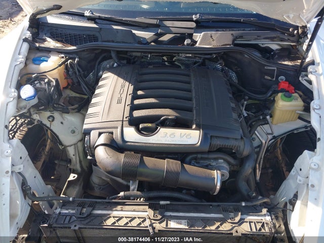 2014 PORSCHE CAYENNE WP1AA2A29ELA96244 Photo 9