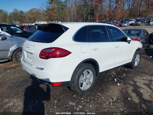 2014 PORSCHE CAYENNE WP1AA2A29ELA96244 Photo 3