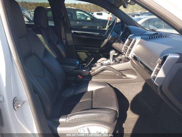 2014 PORSCHE CAYENNE WP1AA2A29ELA96244 Photo 4