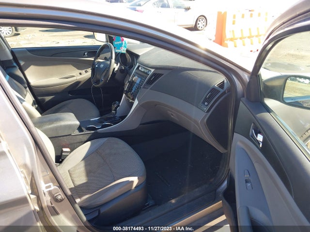 2012 HYUNDAI SONATA SE VIN: 5NPEC4AC4CH483674