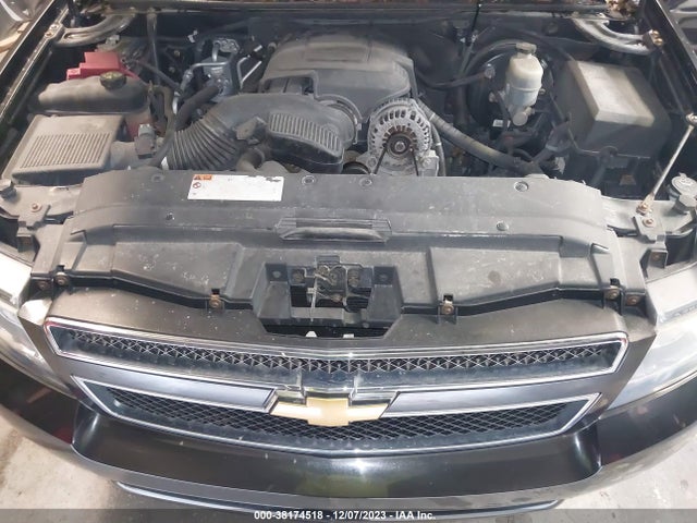 2011 CHEVROLET SUBURBAN 1GNSKHE36BR353563 Photo 9