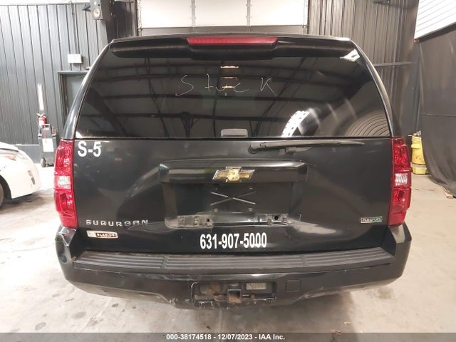 2011 CHEVROLET SUBURBAN 1GNSKHE36BR353563 Photo 5