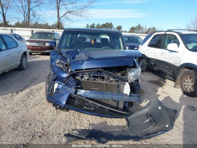 JTLZE4FE1FJ069550 Scion XB