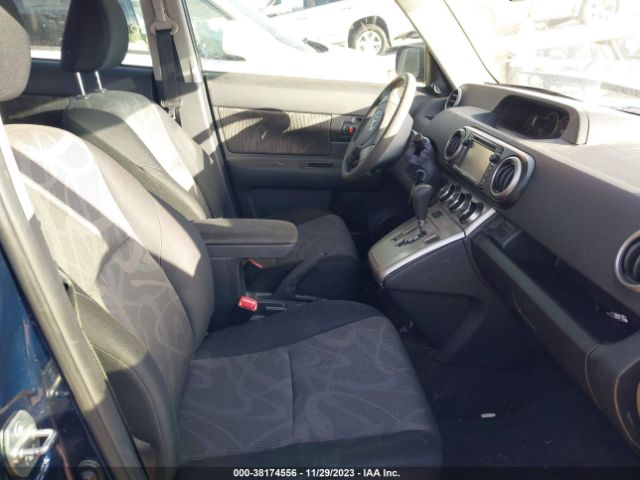 JTLZE4FE1FJ069550 Scion XB