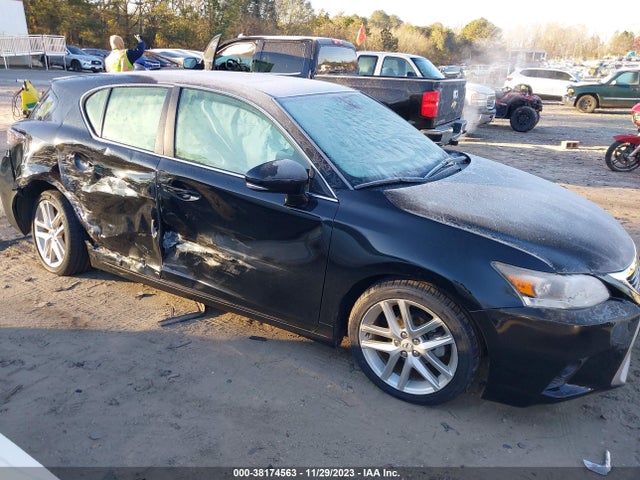 JTHKD5BH4F2241830 Lexus CT 200H