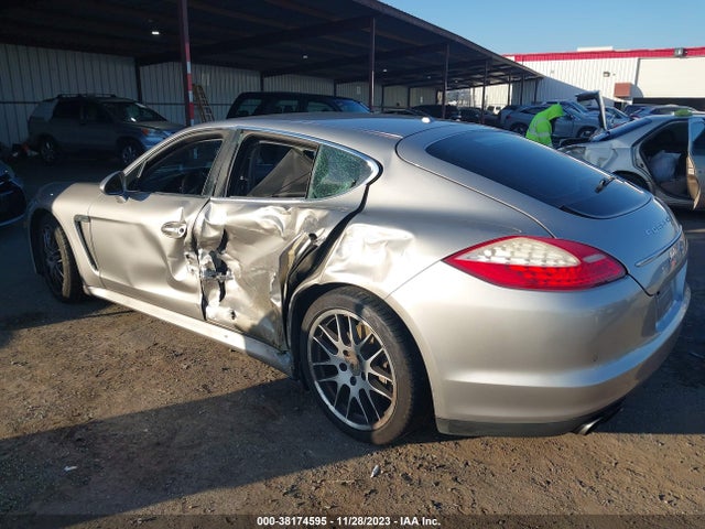 2010 PORSCHE PANAMERA WP0AB2A71AL063209 Photo 2