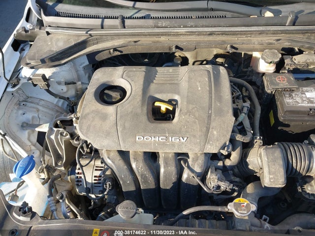 Hyundai ELANTRA SE 2018 5NPD74LFXJH286643 Image 10