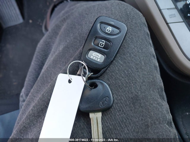 Hyundai ELANTRA SE 2018 5NPD74LFXJH286643 Image 11