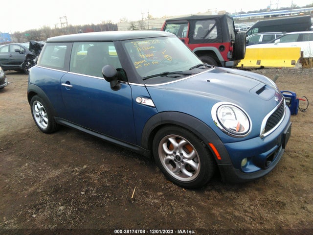 2011 MINI COOPER S WMWSV3C57BTY10839 Photo 0