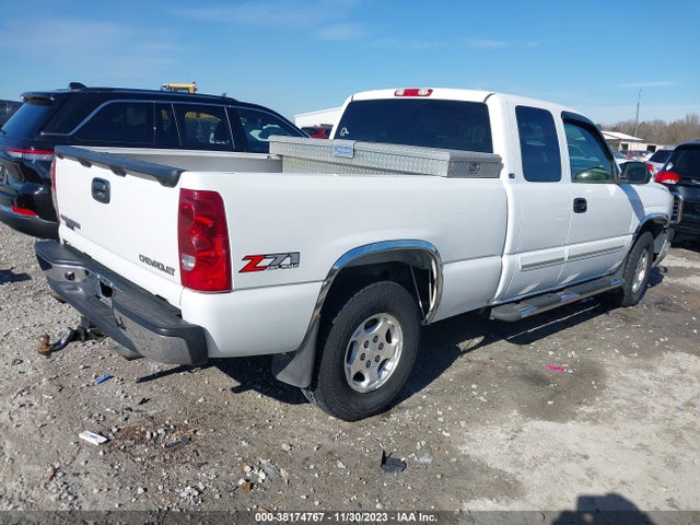 2003 CHEVROLET SILVERADO 1500 LS VIN: 2GCEK19T431355930