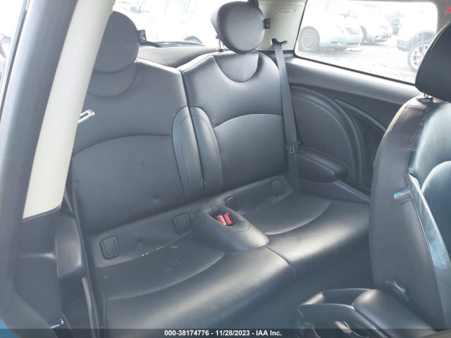 2012 MINI COOPER WMWSU3C59CT540615 Photo 7