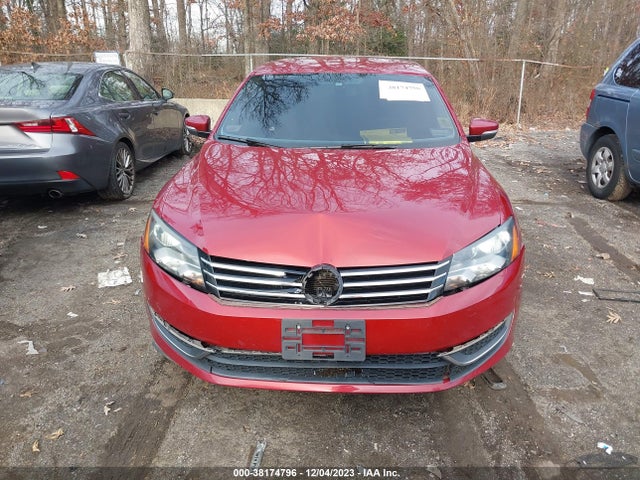 Volkswagen Passat 1.8t Wolfsburg Edition 2015 1VWAT7A39FC032544 Image 12