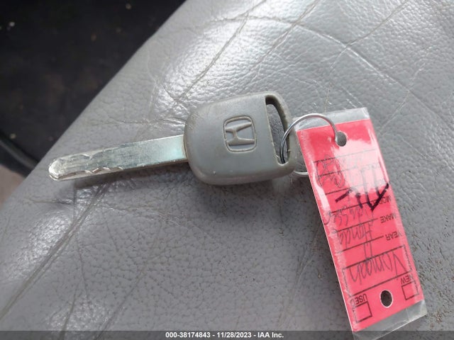 2011 HONDA ODYSSEY EX-L VIN: 5FNRL5H63BB043238