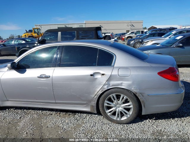 Продаж на аукціоні авто 2013 Hyundai Genesis 3.8, vin: KMHGC4DD1DU224740, номер лоту: 38174902