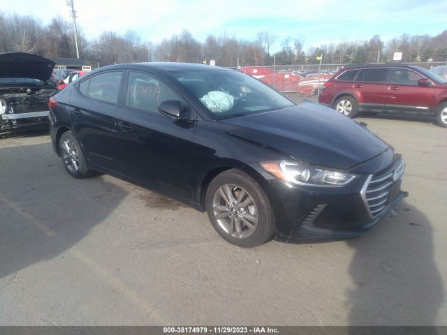 2017 5NPD84LF0HH001942 main image