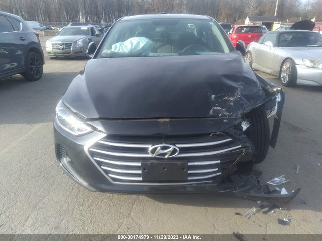 Hyundai ELANTRA SE 2017 5NPD84LF0HH001942 Image 12