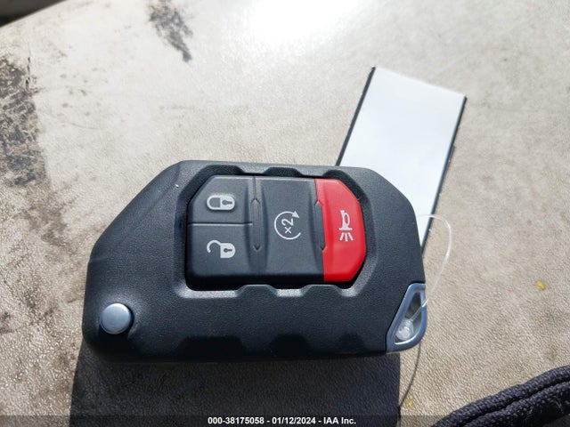 1C4HJXDG1NW180187 Jeep Wrangler