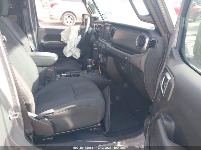 1C4HJXDG1NW180187 Jeep Wrangler
