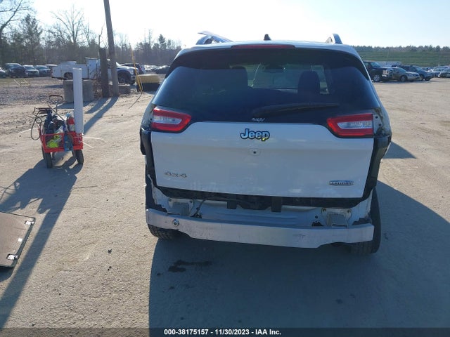 2015 JEEP CHEROKEE LATITUDE VIN: 1C4PJMCSXFW604922