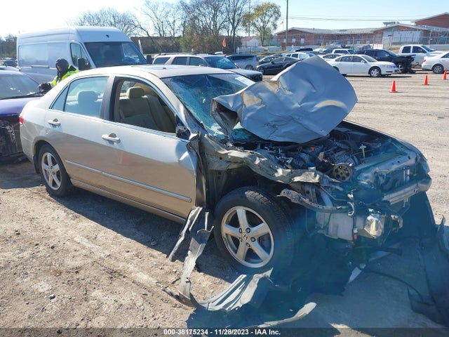 2004 HONDA ACCORD 2.4 EX VIN: 1HGCM566X4A007193