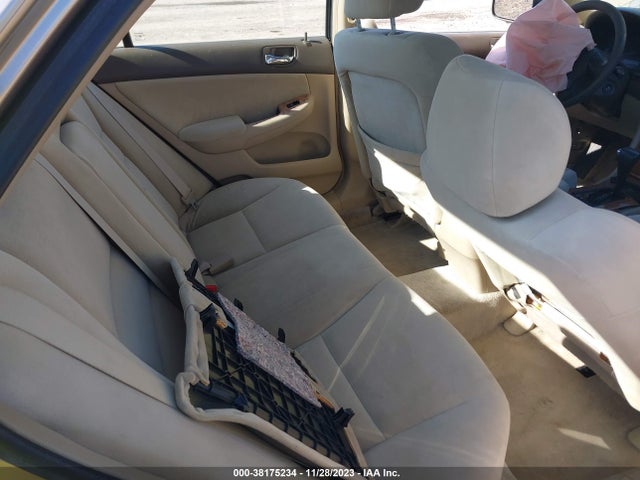 2004 HONDA ACCORD 2.4 EX VIN: 1HGCM566X4A007193