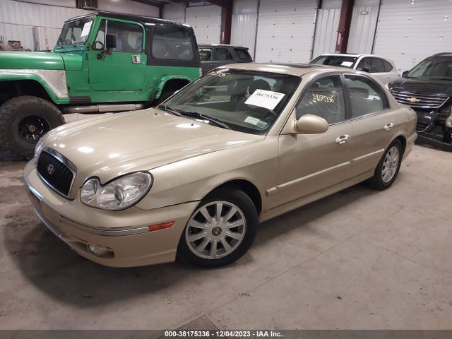 2004 HYUNDAI SONATA GLS/LX VIN: KMHWF35H34A001342