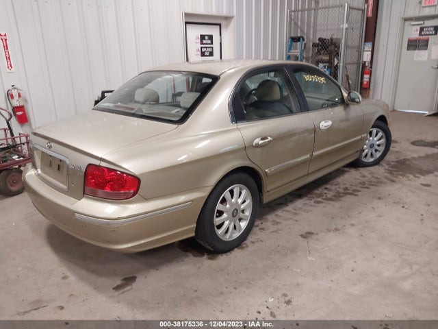 2004 HYUNDAI SONATA GLS/LX VIN: KMHWF35H34A001342