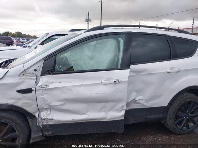 2019 FORD ESCAPE SE VIN: 1FMCU0GD4KUC25930