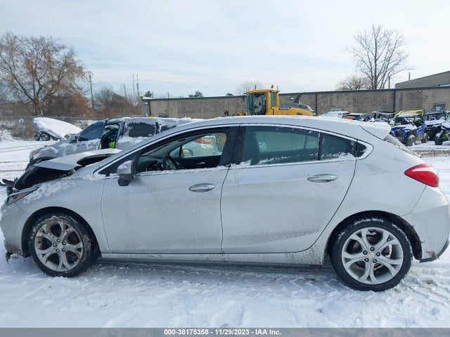 Chevrolet Cruze Premier Auto 2018 3G1BF6SM6JS625886 Image 14