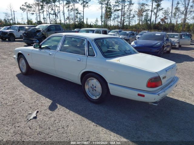 1995 JAGUAR VANDENPLAS SAJKX1747SC743910 Photo 2