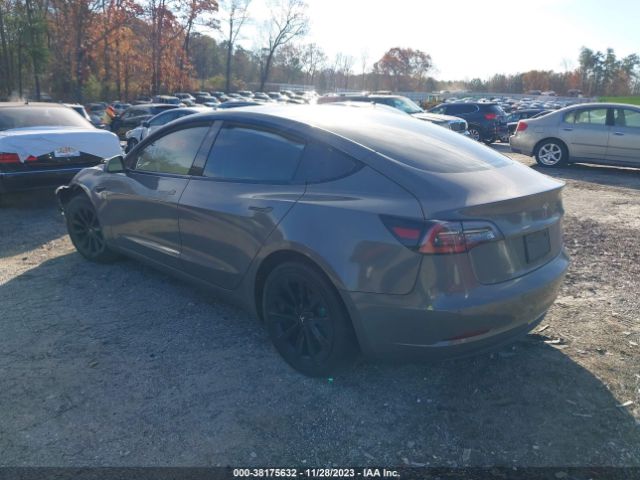 2022 TESLA MODEL 3 5YJ3E1EB9NF199833 Photo 2